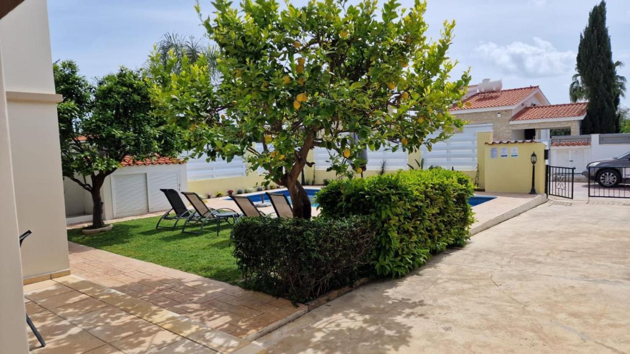 Villa Sofia Coral Bay Luaran gambar